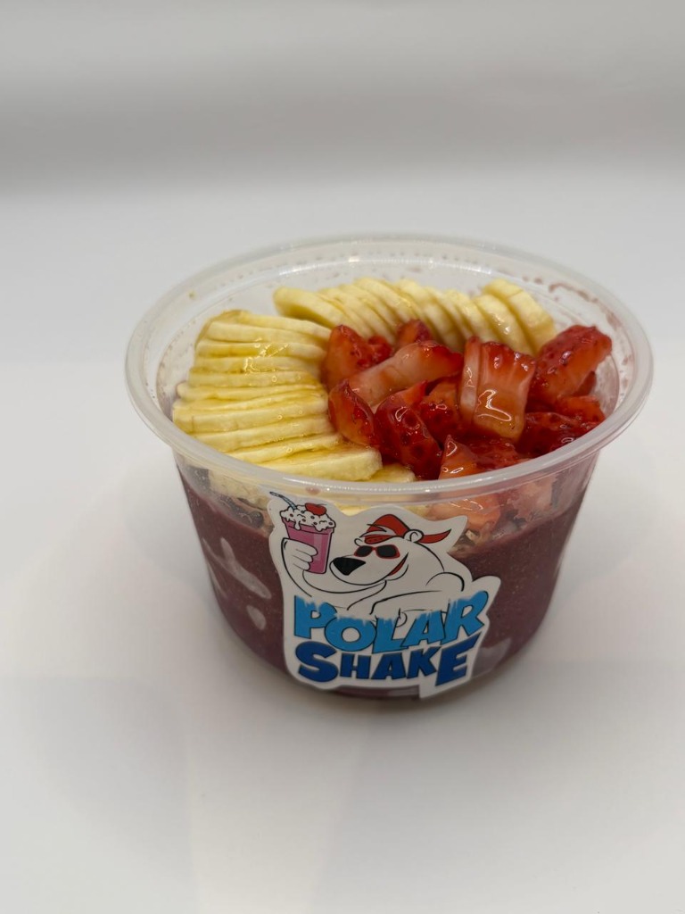 Polar 1 Açaí Bowl with Banana and Strawberry